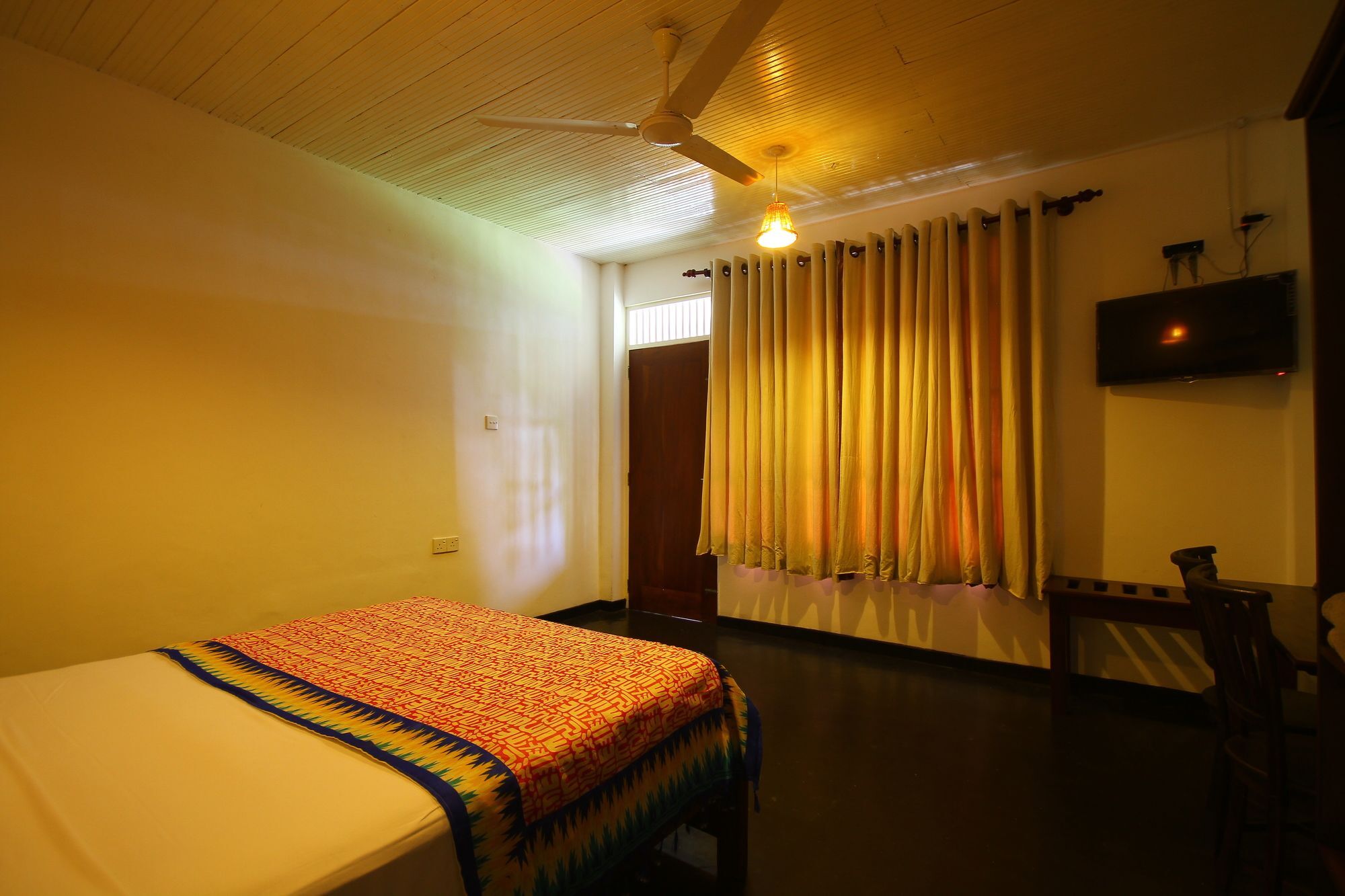 The Caribbean Gate Resort & Cafe Unawatuna Ngoại thất bức ảnh
